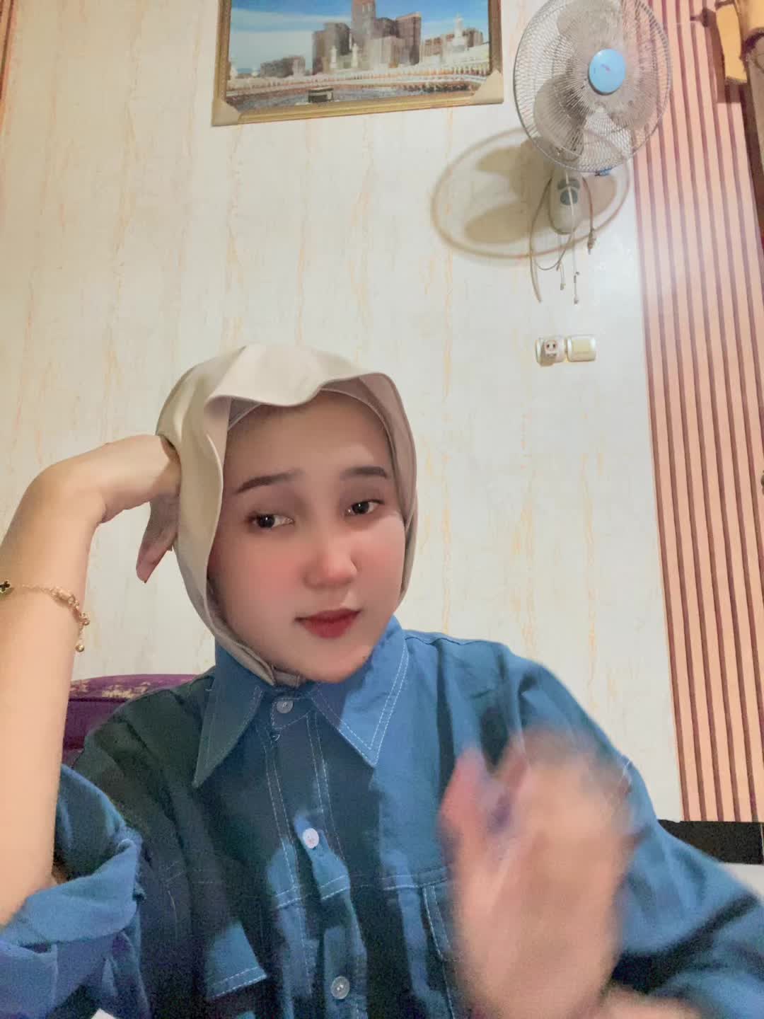 @Jesssssssssssss