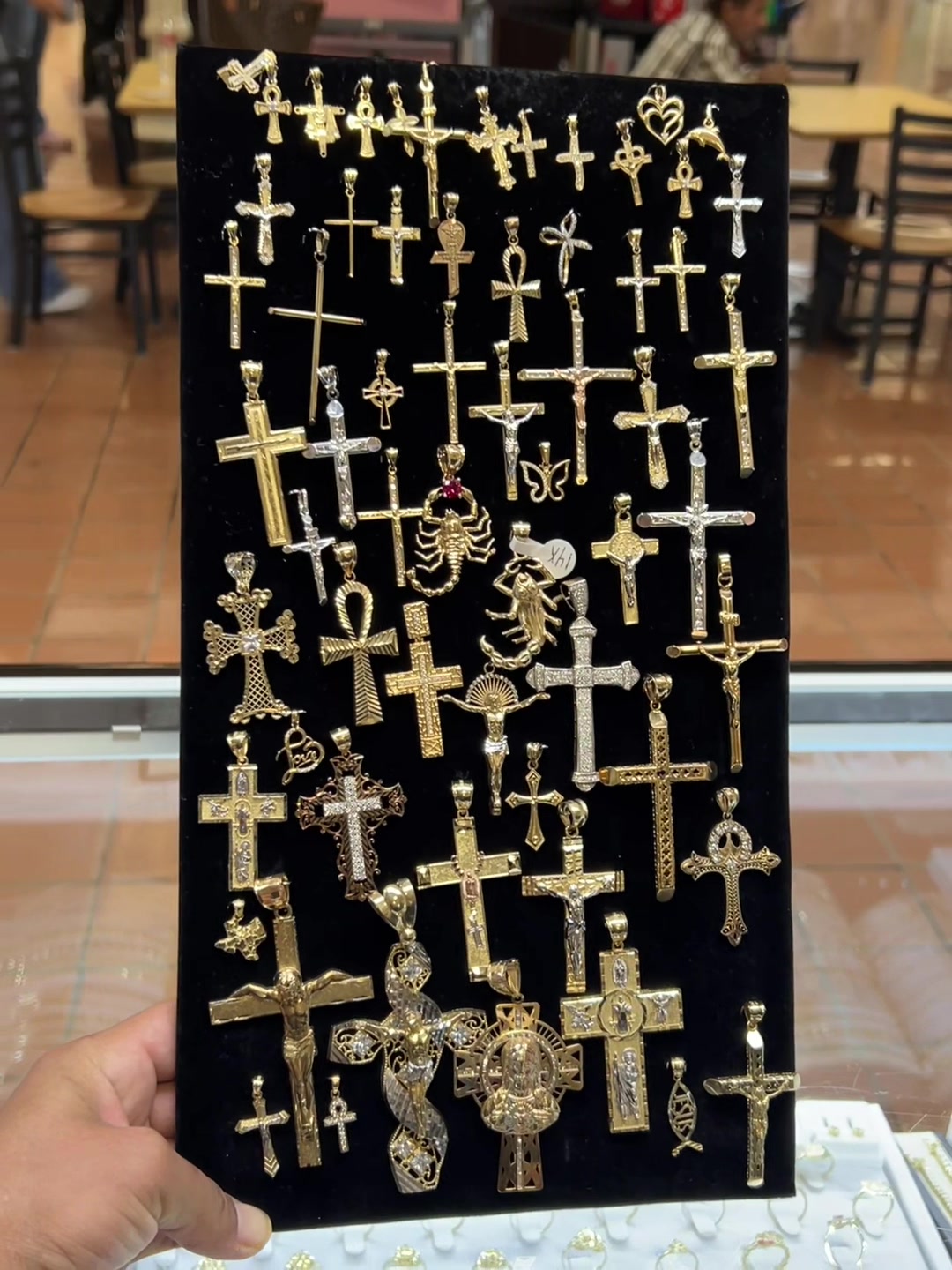 @AliJewelers