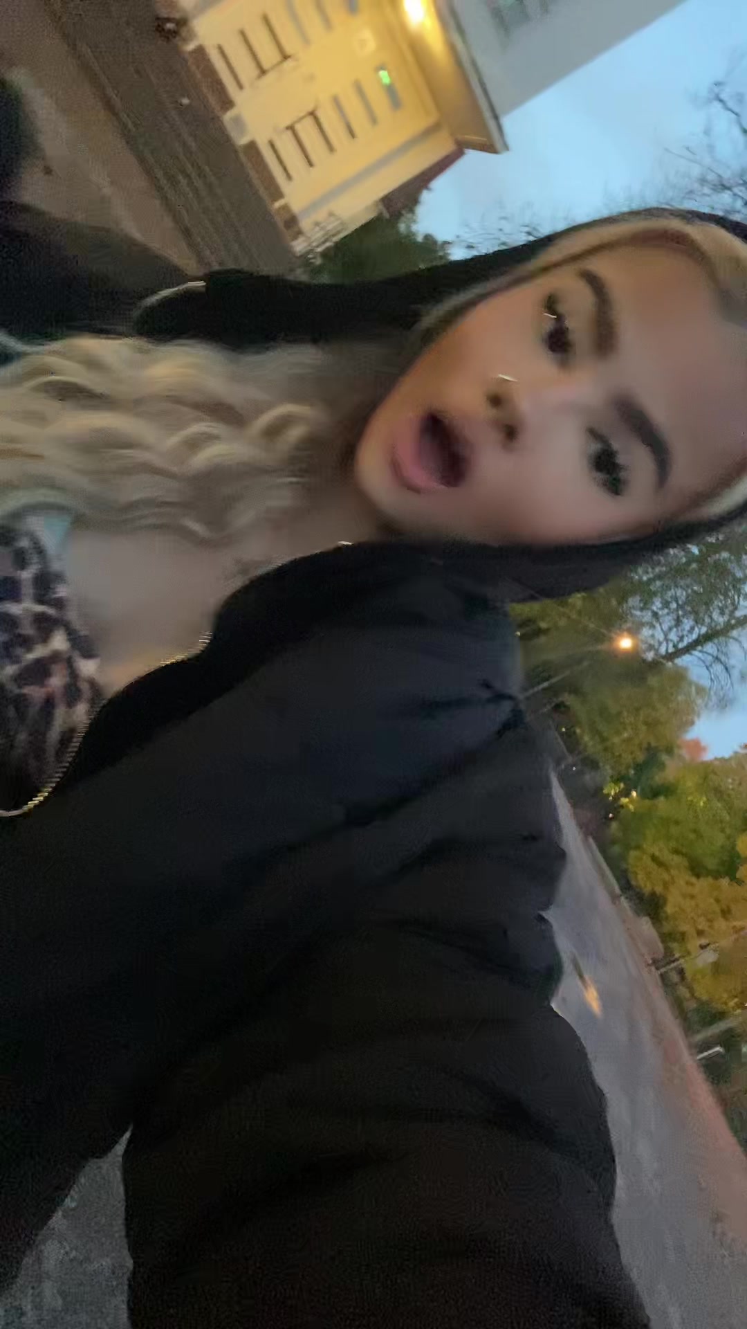 @n1whoo