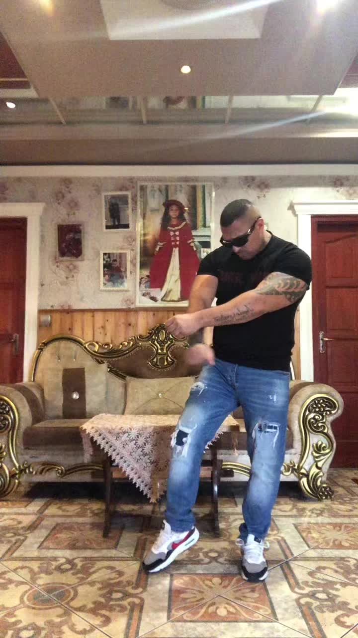@kanalasgabor