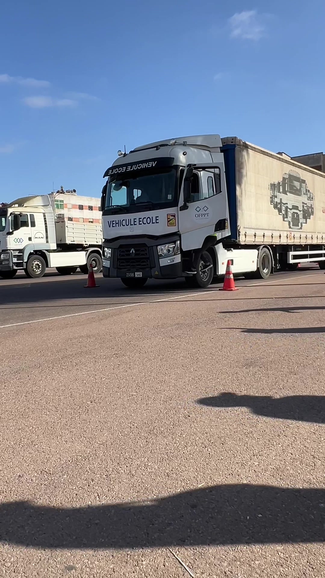 @𝗔𝗻𝗮𝘀𝘀 𝗖𝗵𝗮𝗷𝗿𝗶 🖤🚛