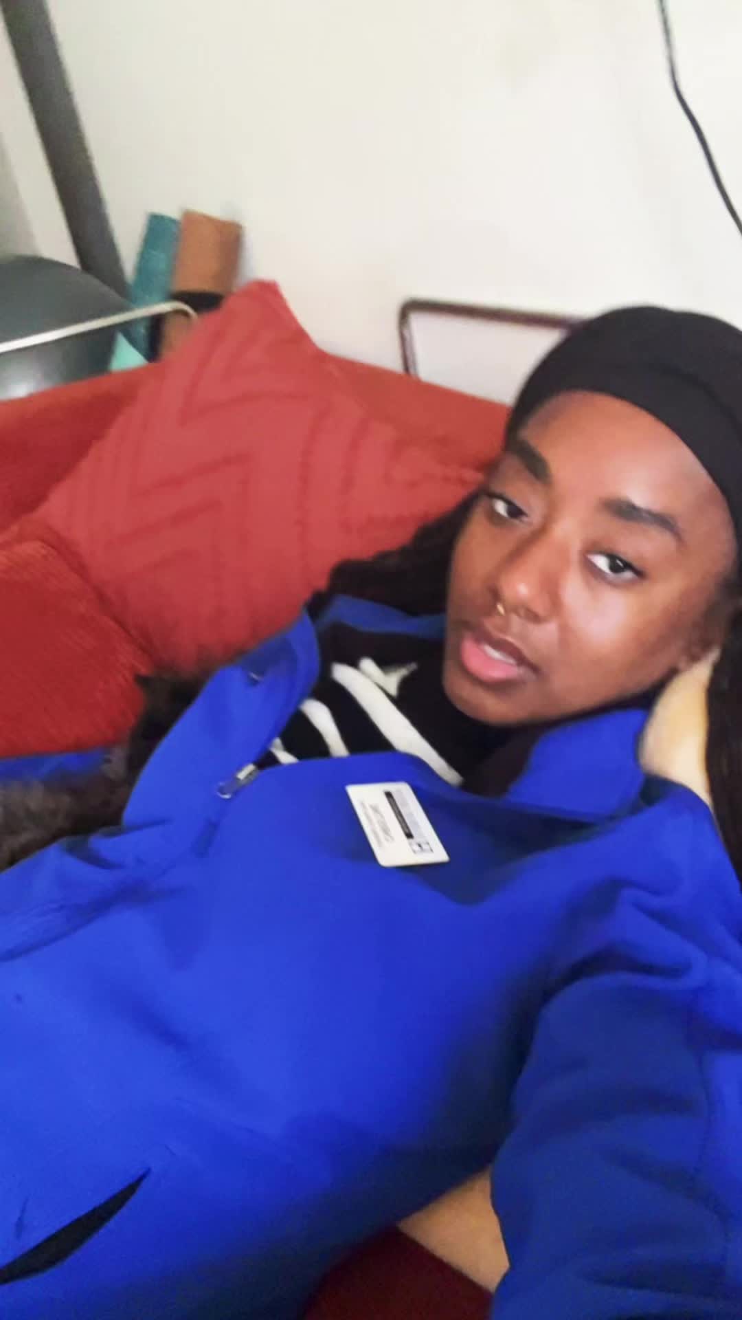@Emprys$🕴️