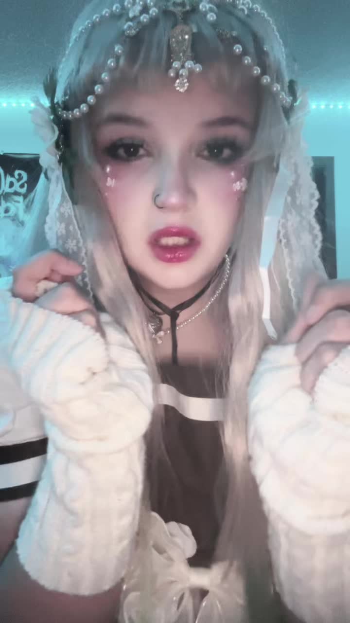 @♡︎☆^_^