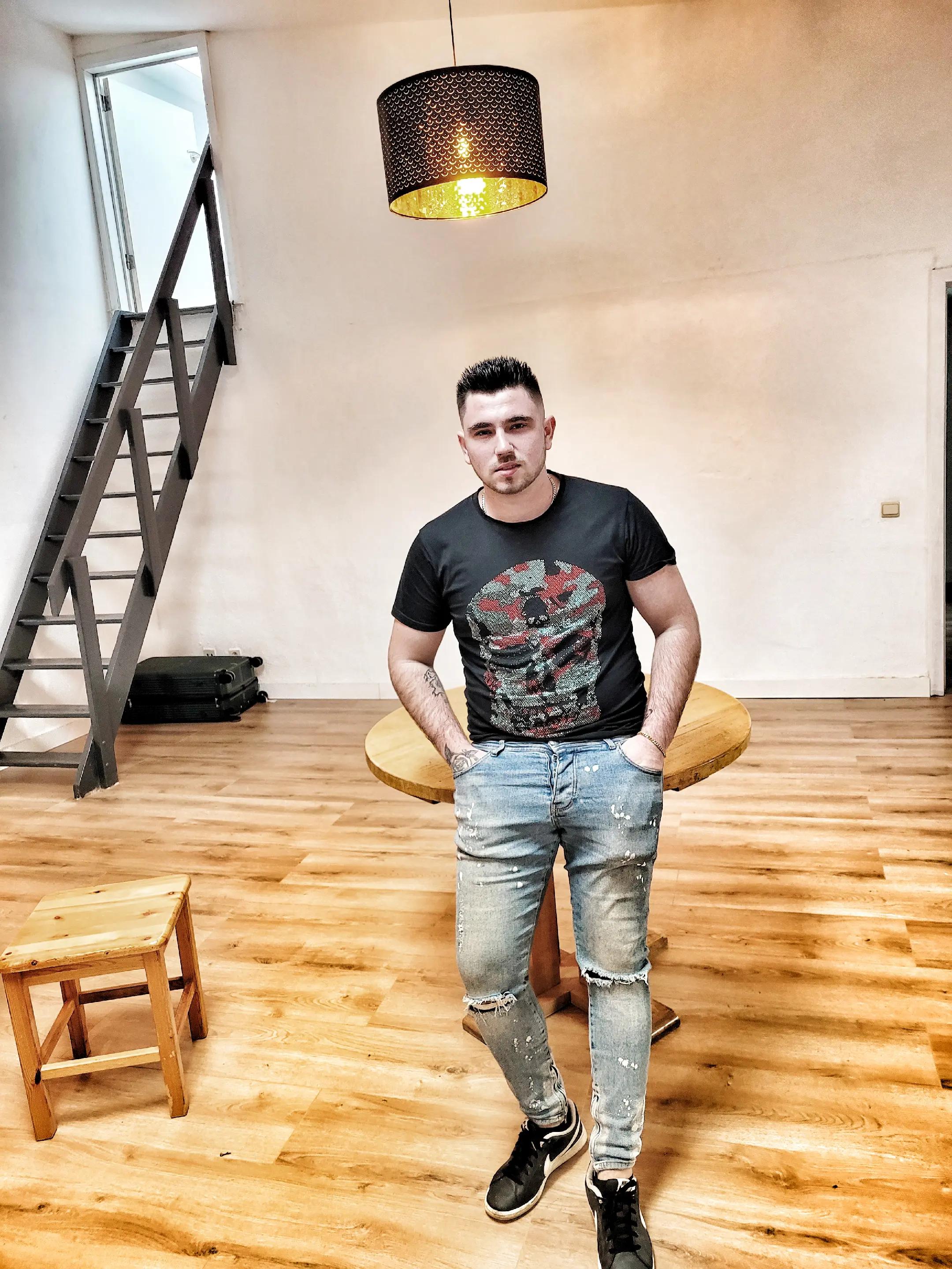 @Dany Deaconescu