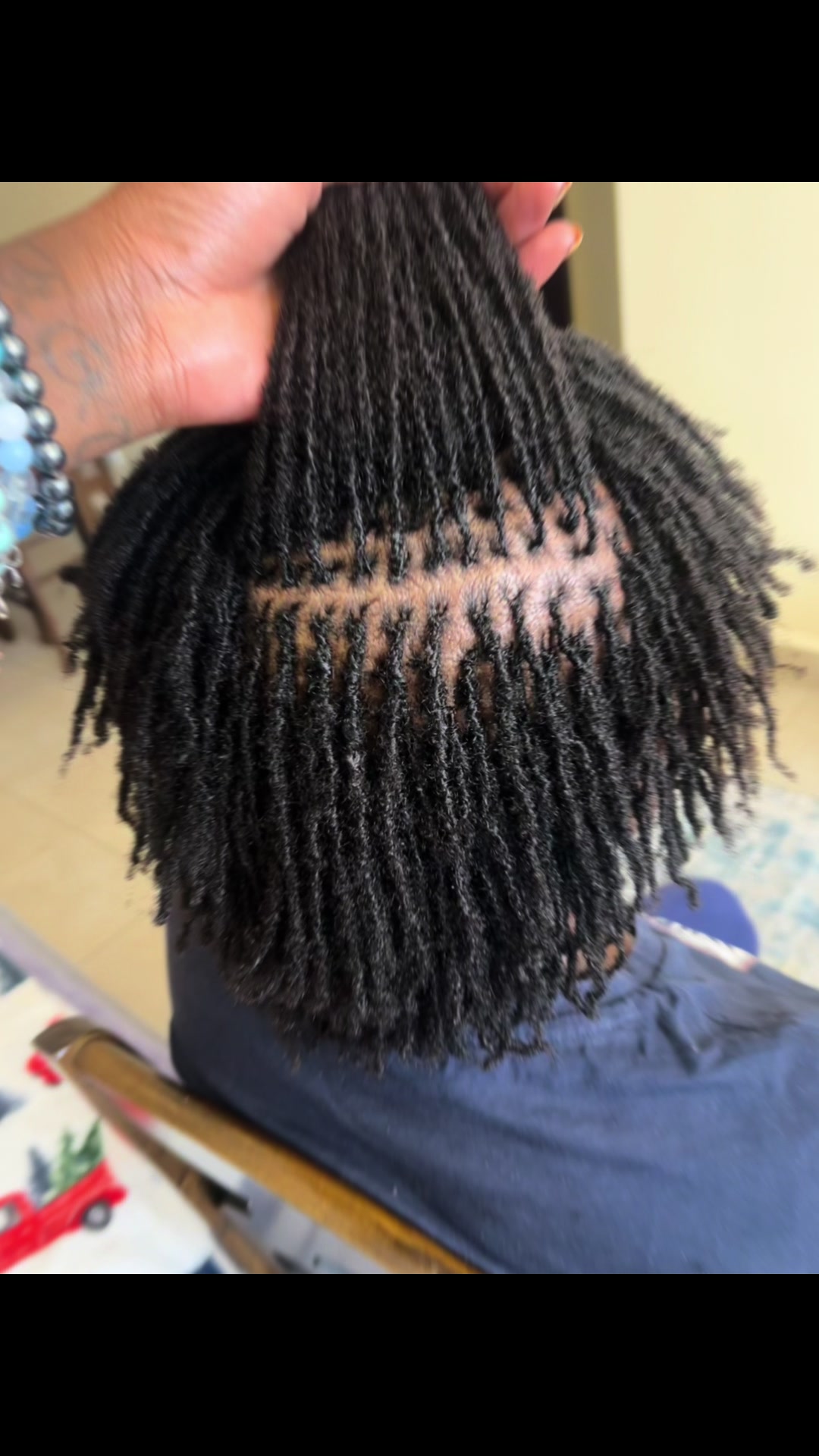 @Lavish Locs
