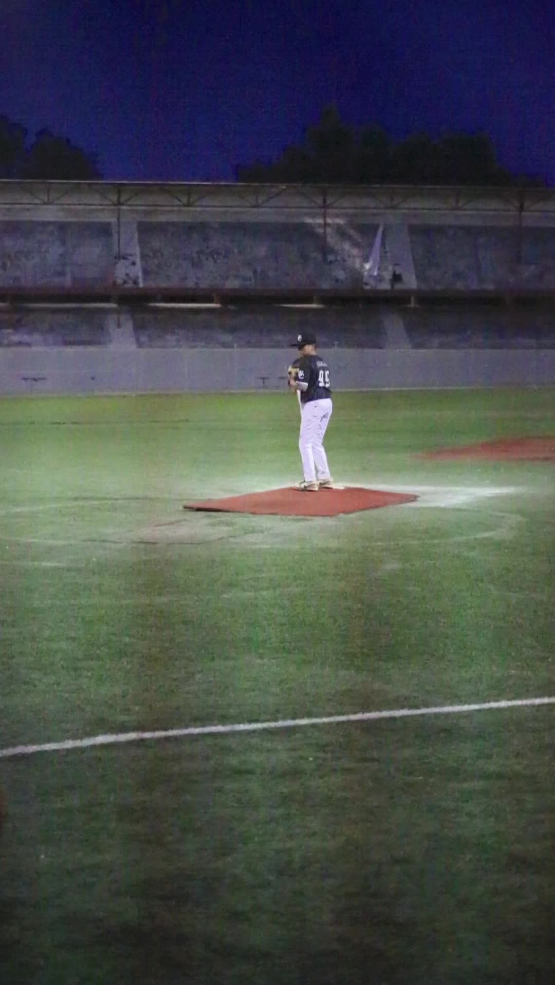 @wcblackdogs.ie