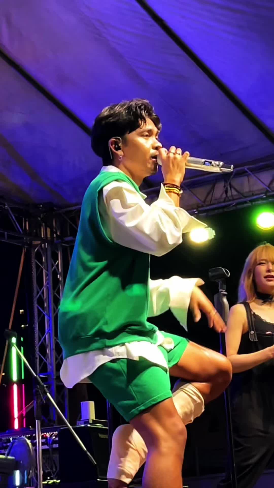 @FB : เก่ง ฮ๊าฟป๋ม