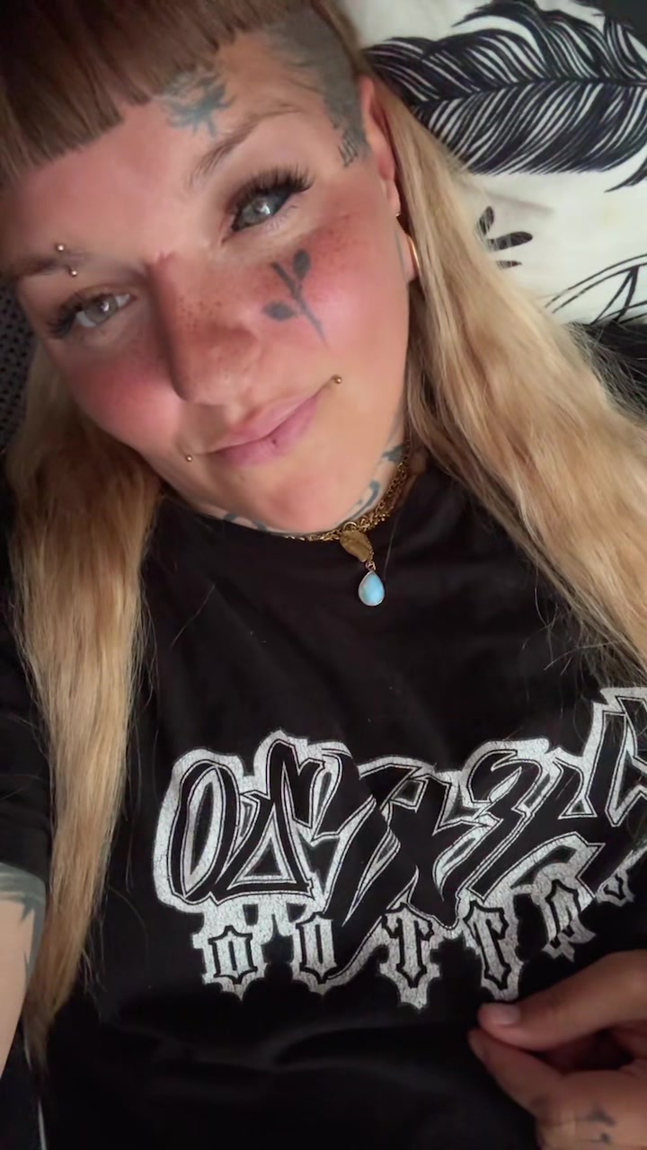 @inksane_annii