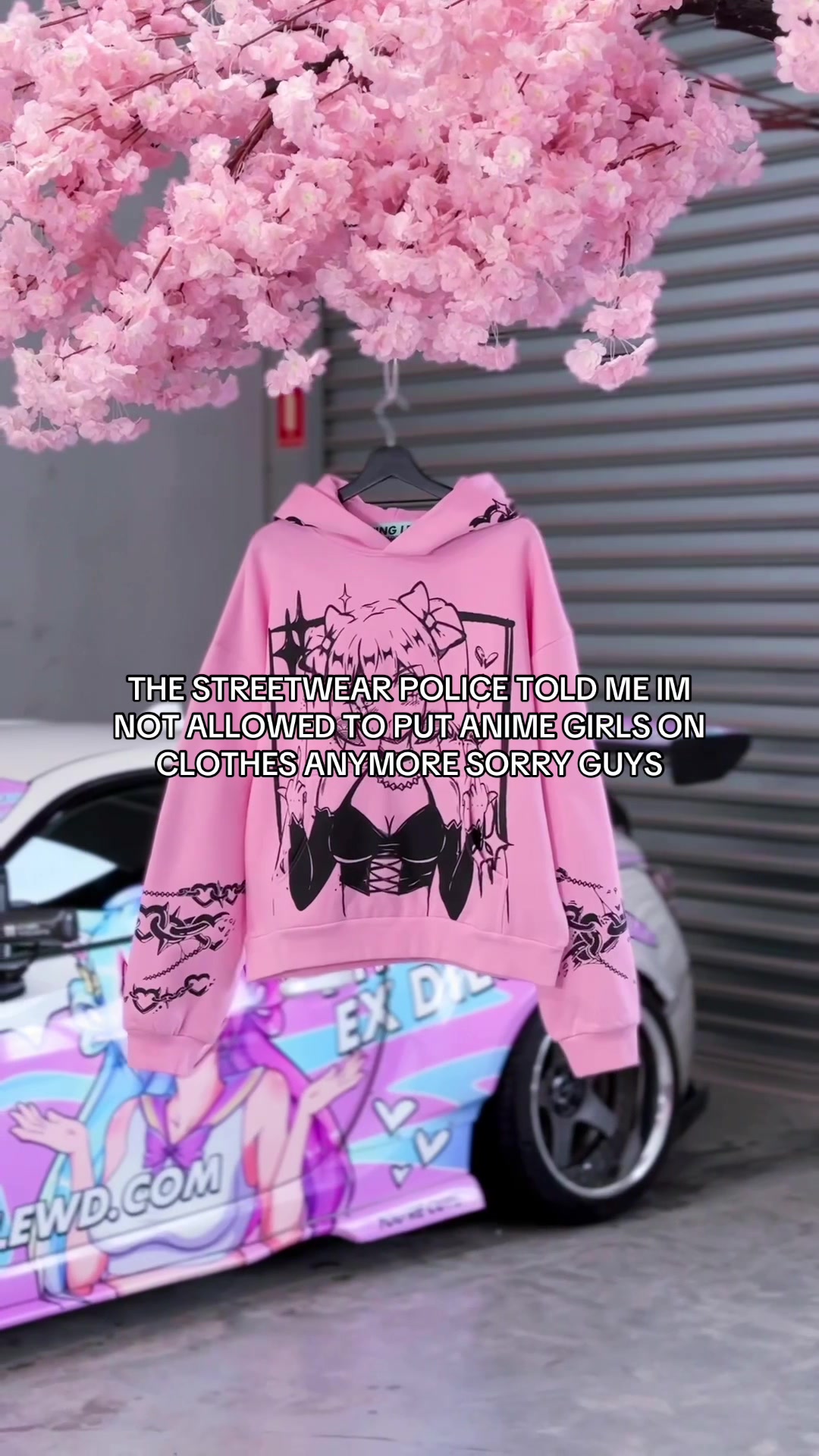 @Living Lewd