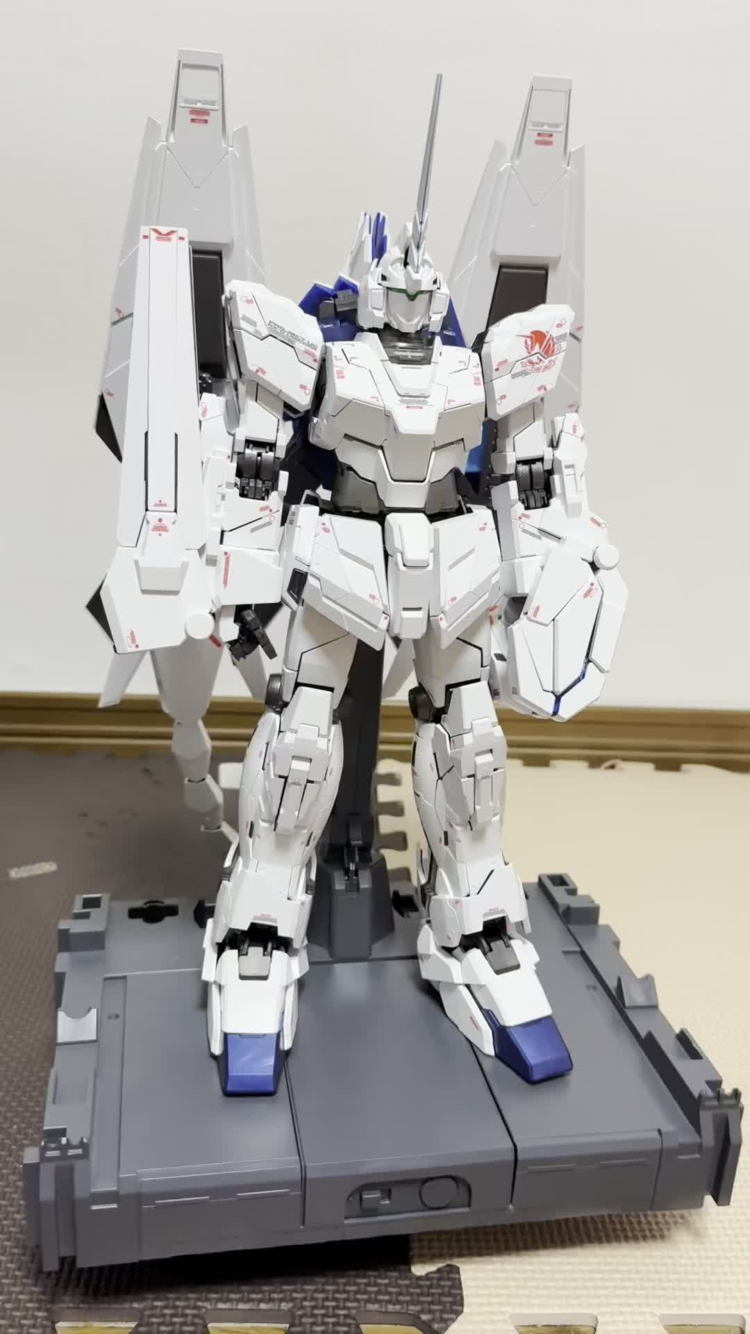 @みー