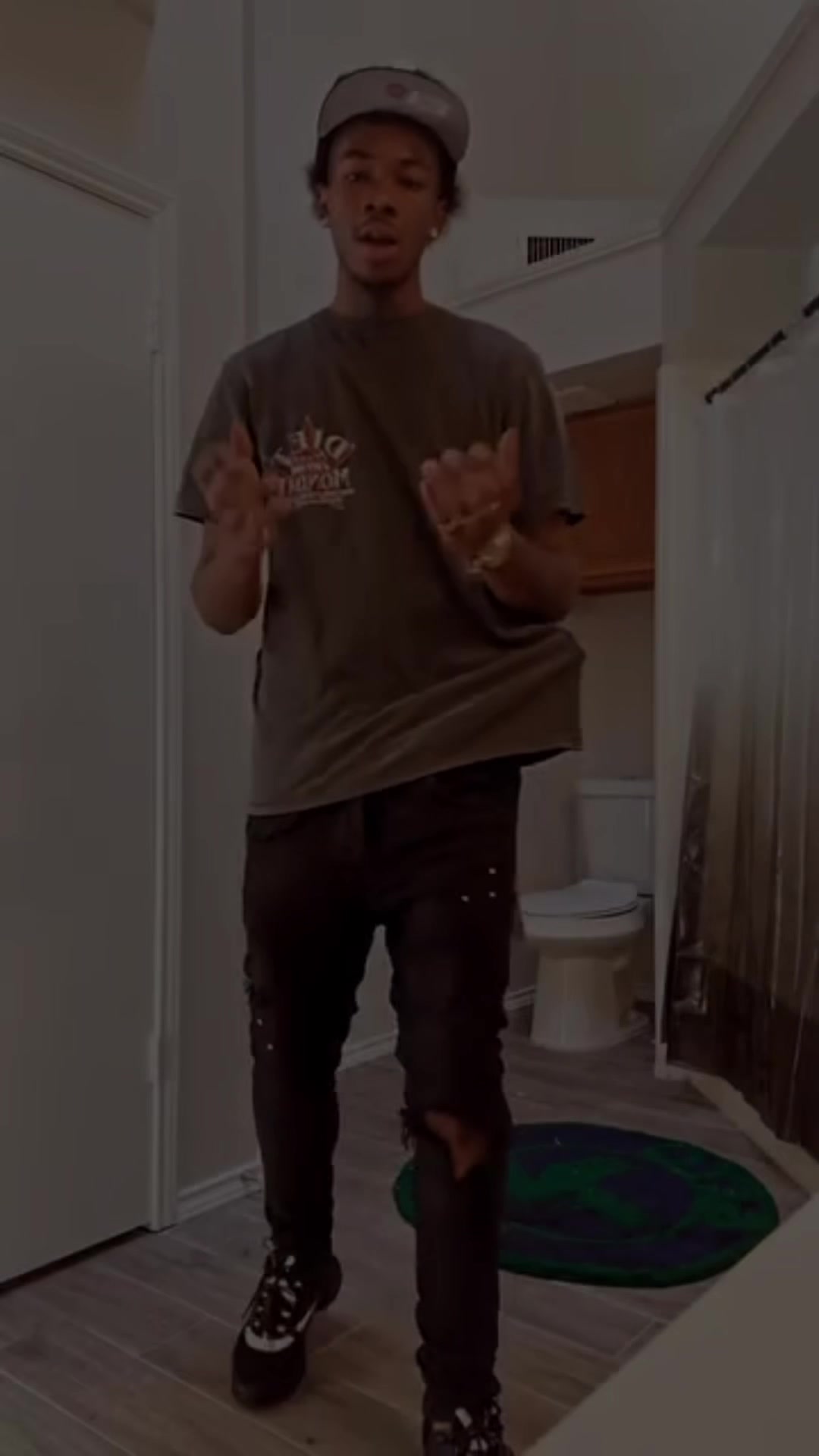 @1deemonneybaby