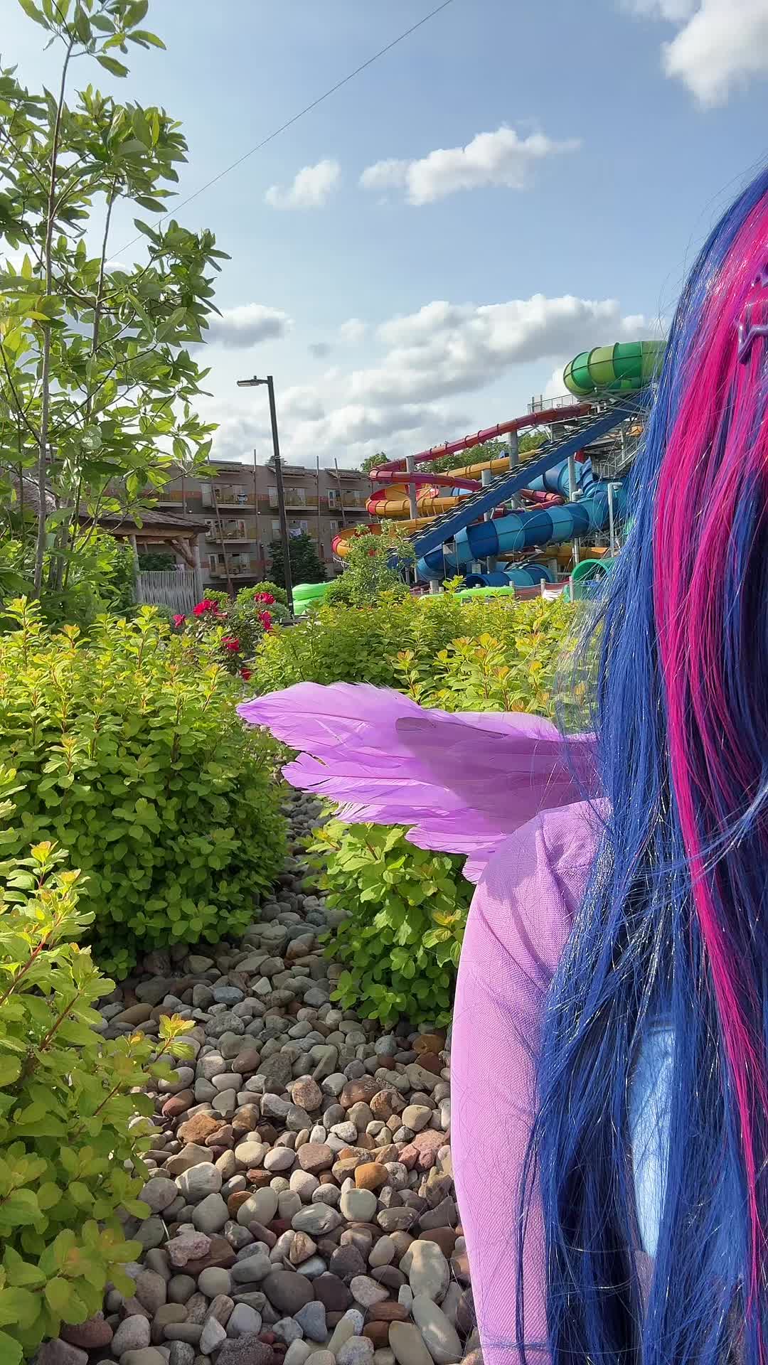 @venomous_dolly