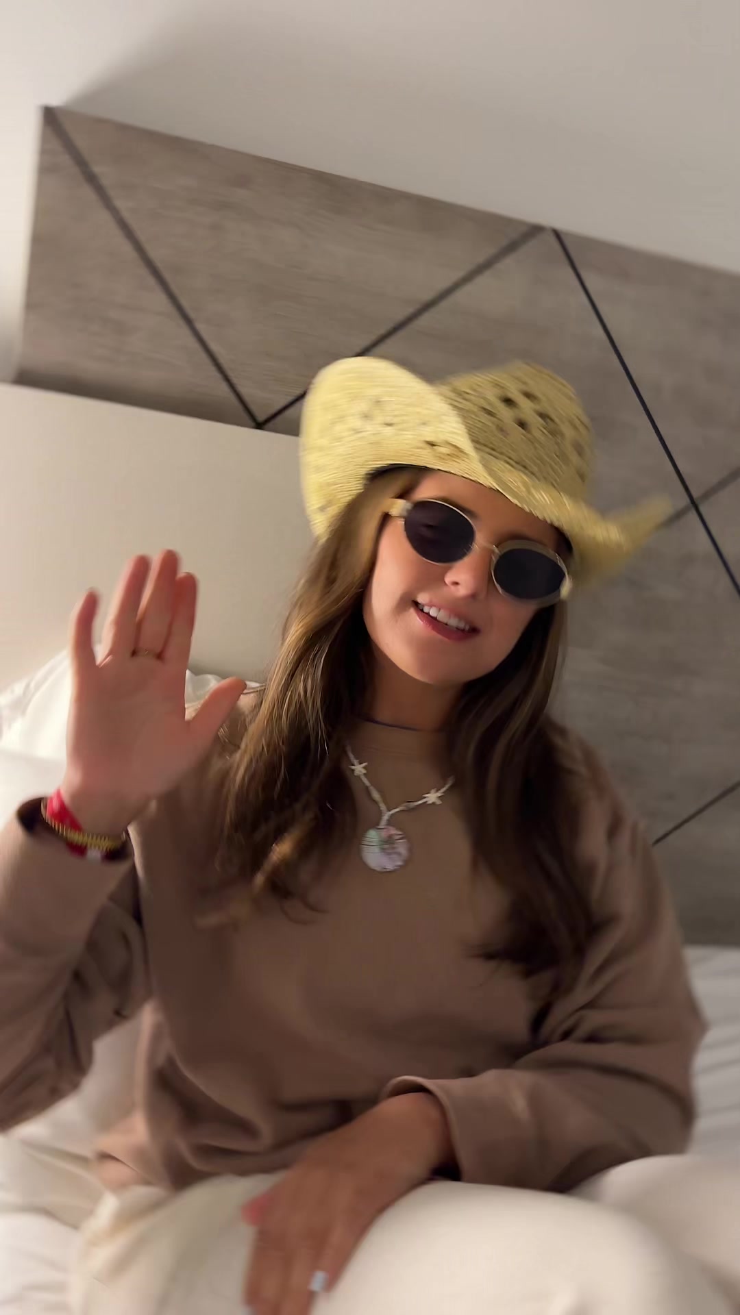 @kaitlyn