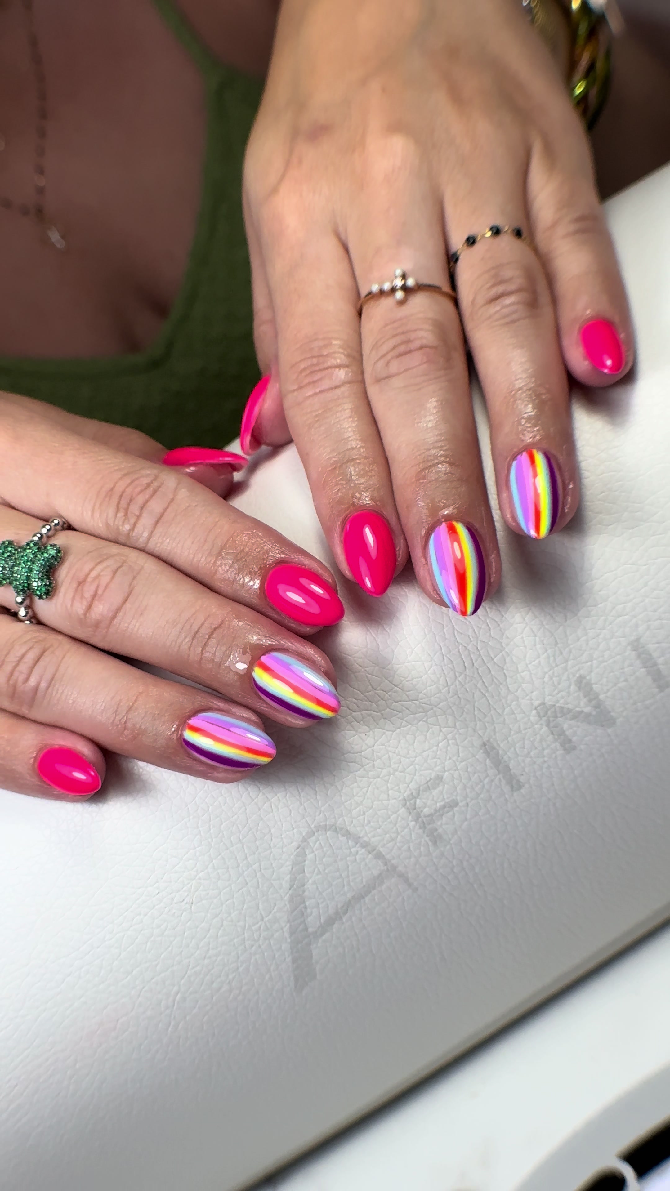 @Les ongles de Lyvie
