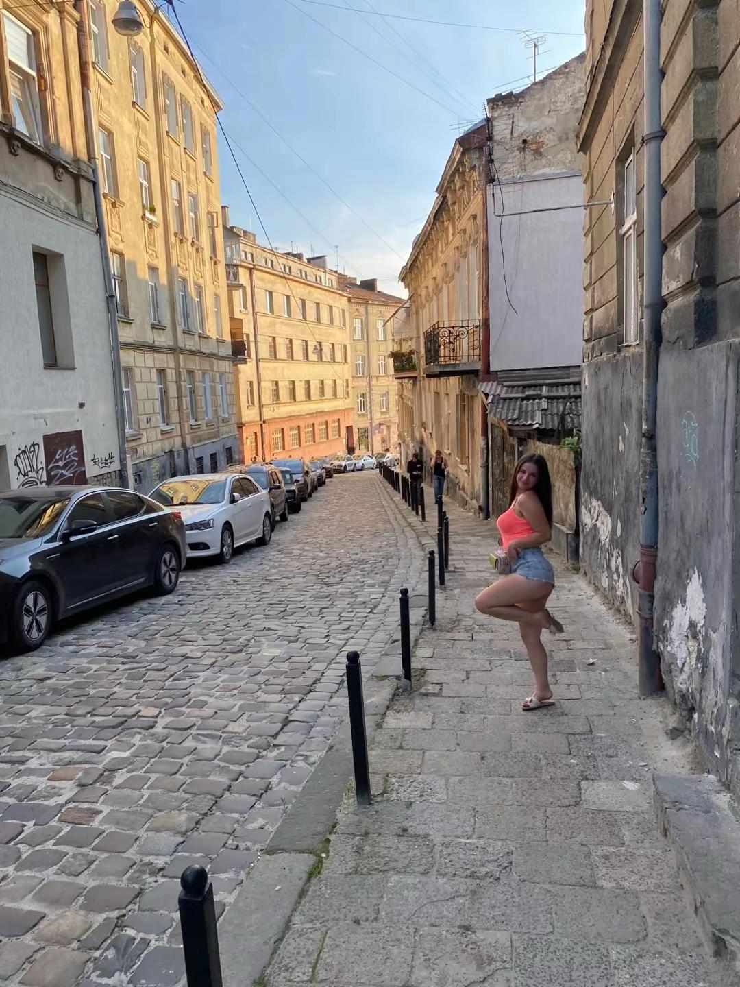 @Nika_Nika