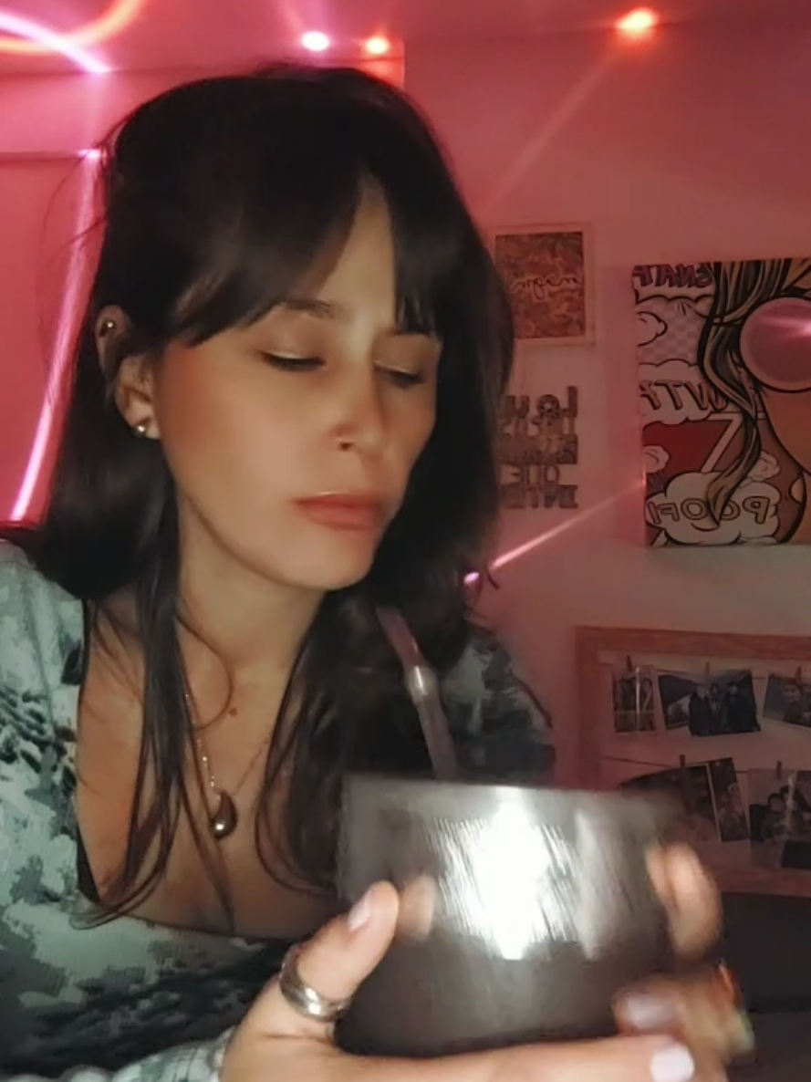 @Malu 💜