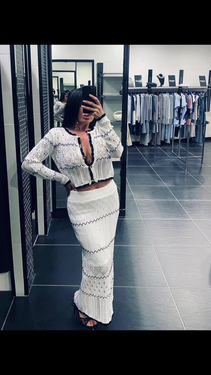 @ANGELSMODADONNA