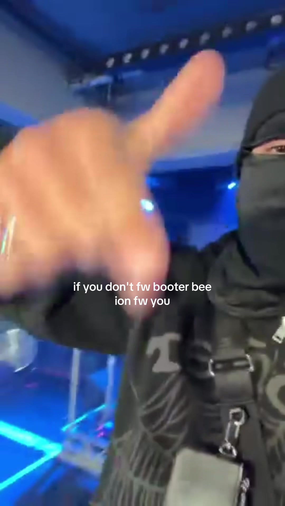 @️