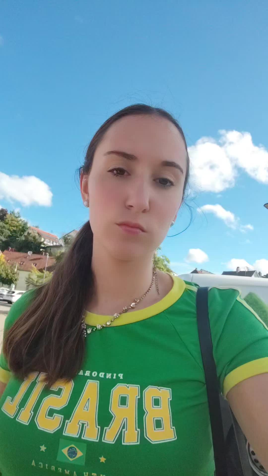 @𝒞𝑒𝓁𝒾𝓃𝒶