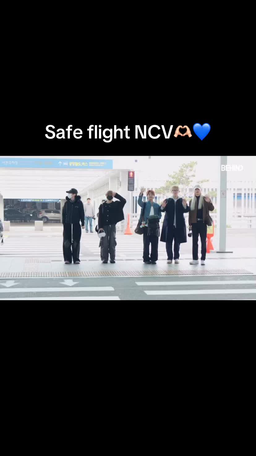 @💙Nie-នី🌻