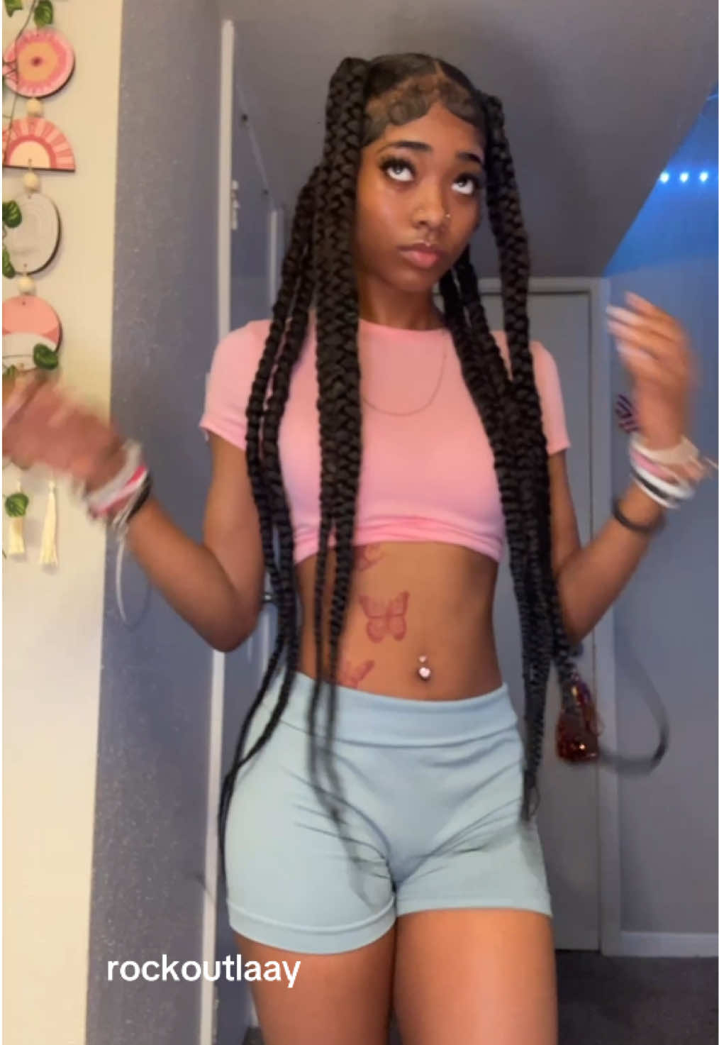 @rockoutlaay