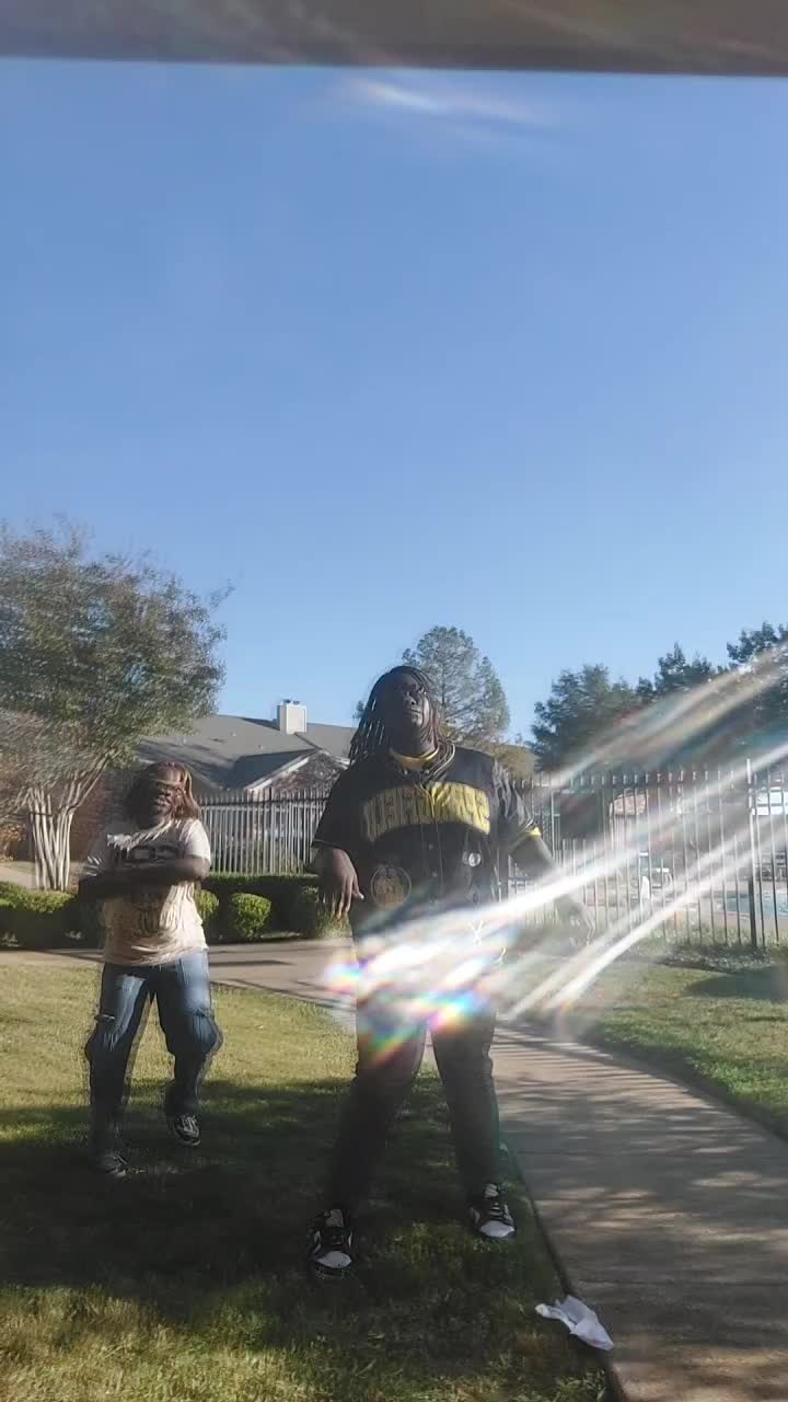 @Niya