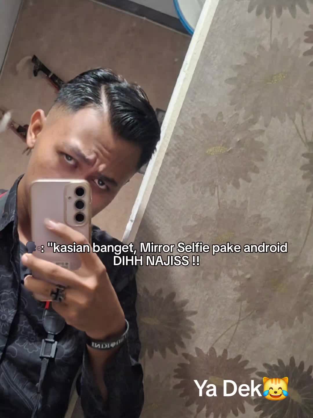 @DEKENGANE PUSAT !