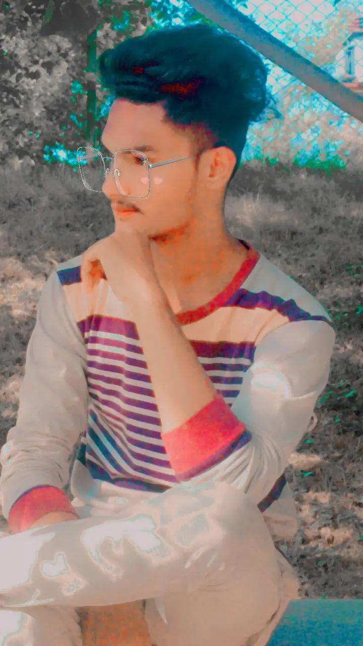 @ɪ_ᴀᴍ&times;͜&times;ʙᴀᴄᴋ 👻