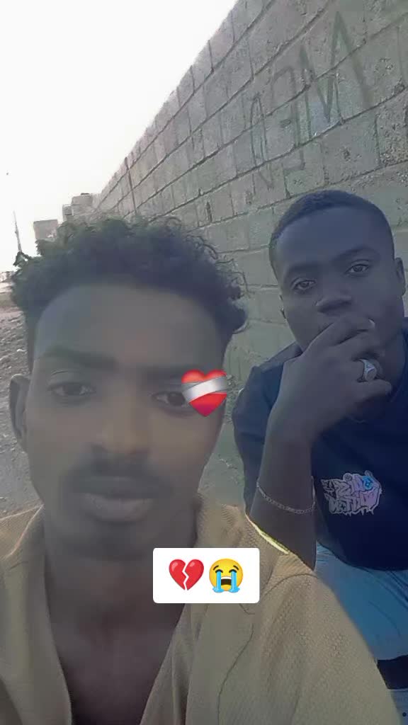 @بـشتـــــــنة (ملك الظرافة) 🤞