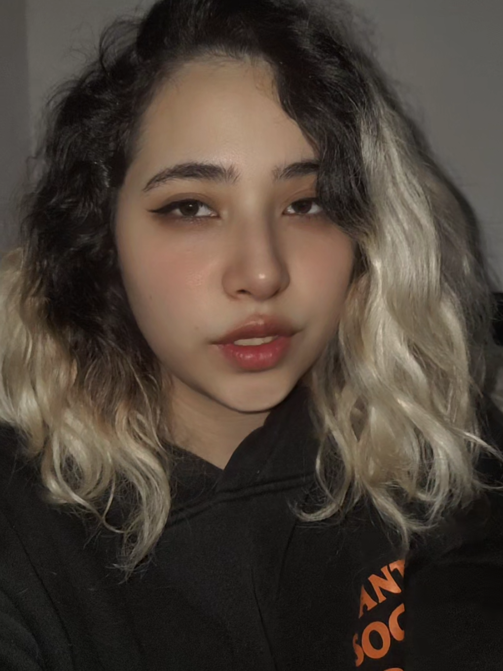 @Solo Soy Violeta