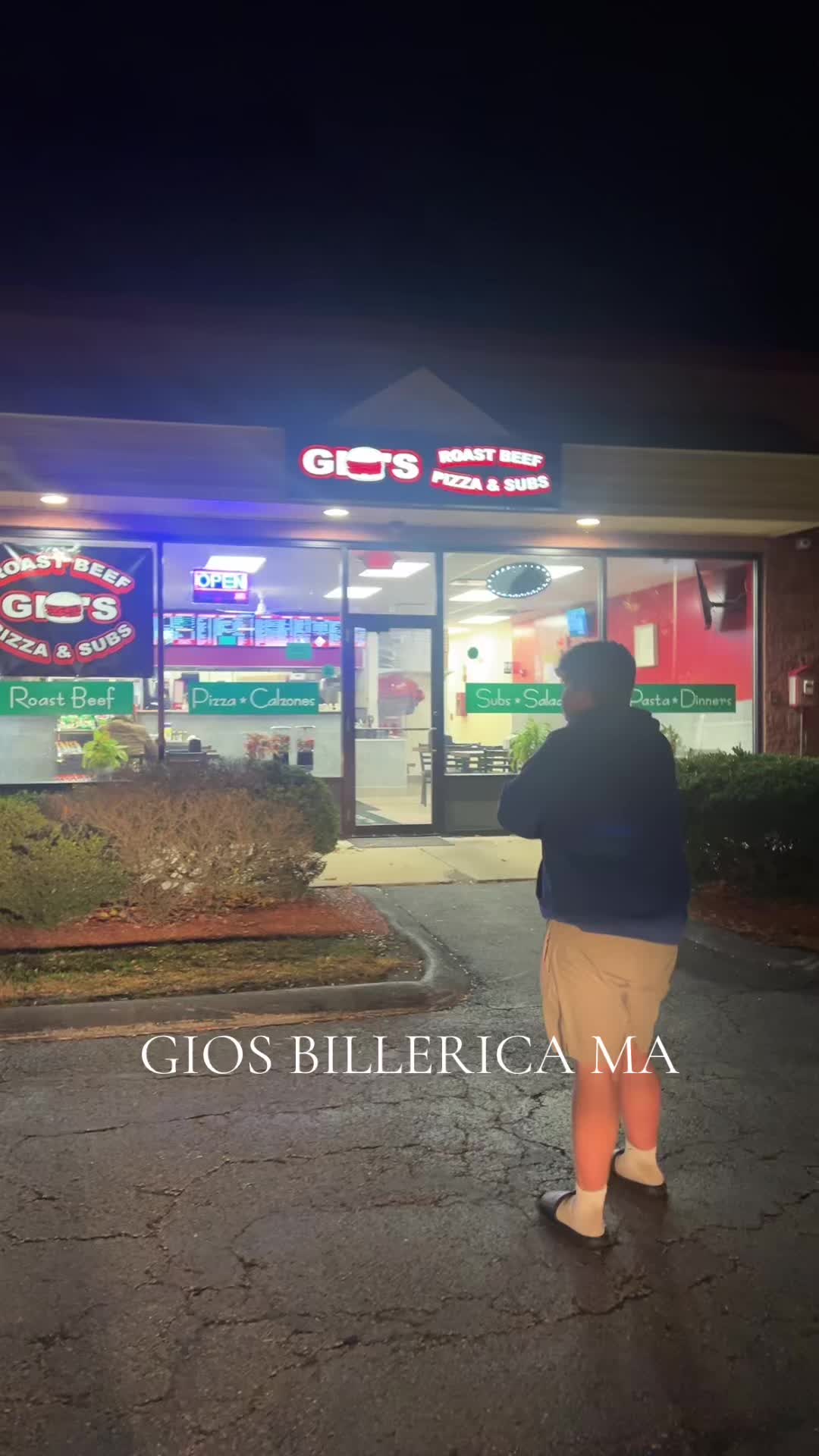 @Massfoodreviews