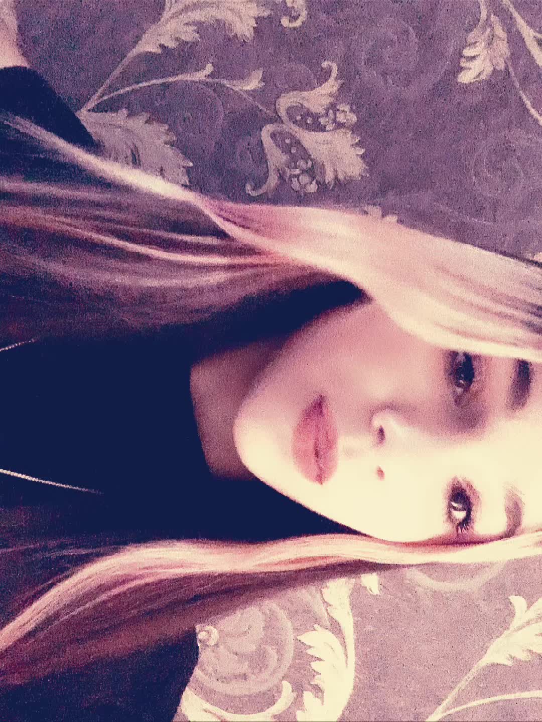 @Юлька