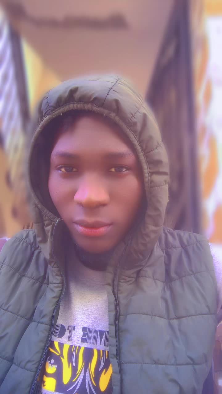 @Beuss de Mback&eacute; point com