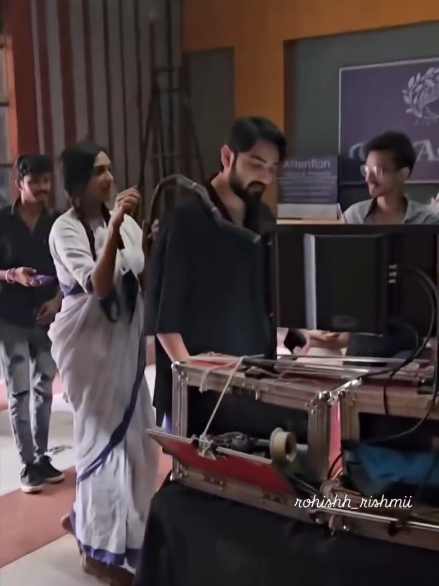 @Rohish_Rishmii
