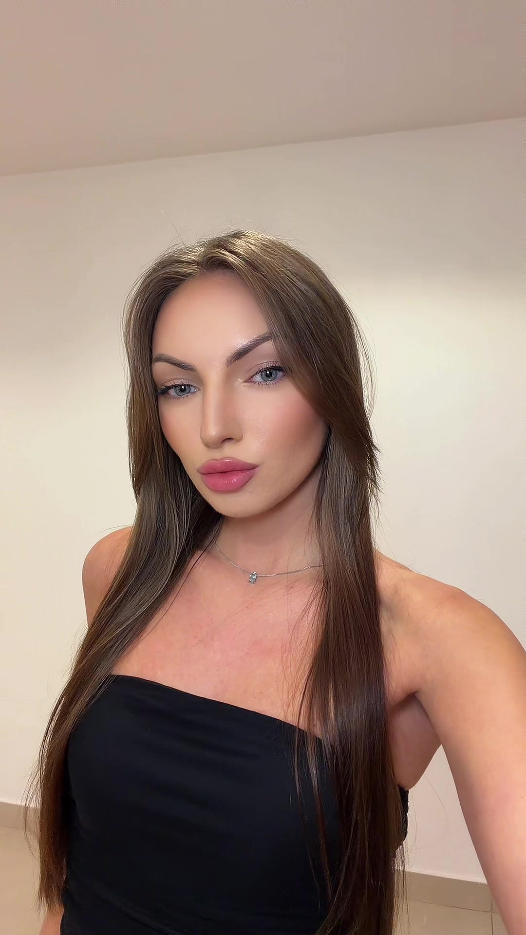 @Elizaveta_Lesnevskaya