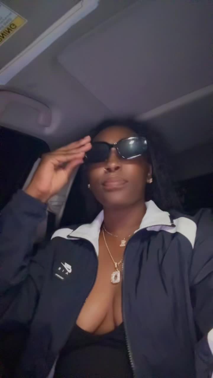 @Whatsyursismine