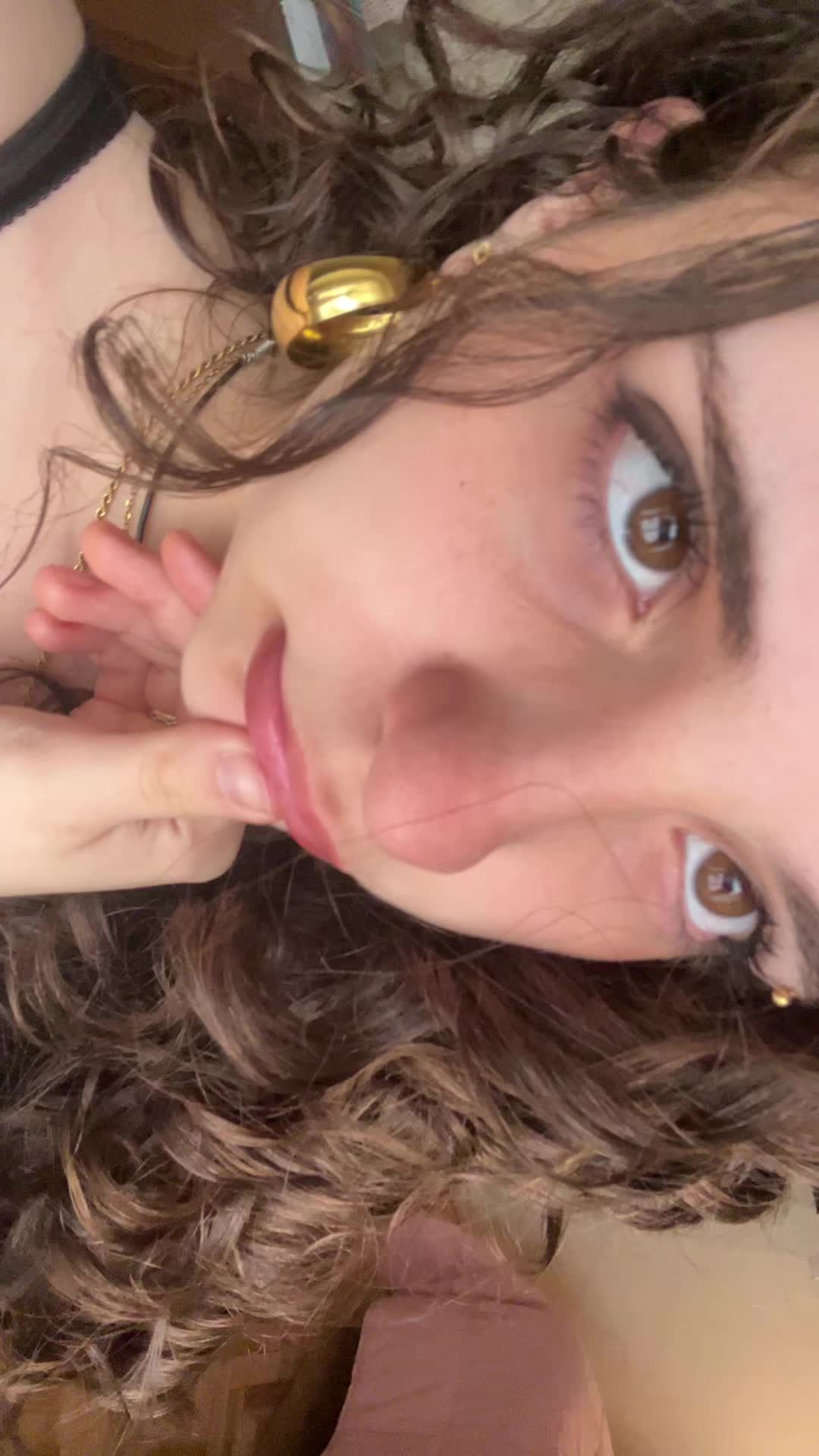 @rosavalenn