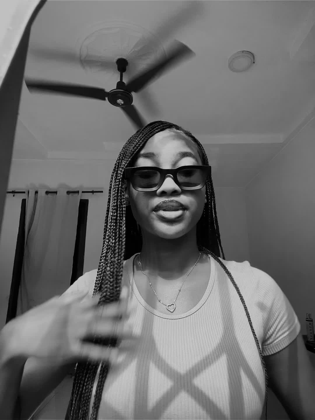 @𝐓 𝐀 𝐋 𝐋 𝐆 𝐈 𝐑 𝐋👸🏾💘