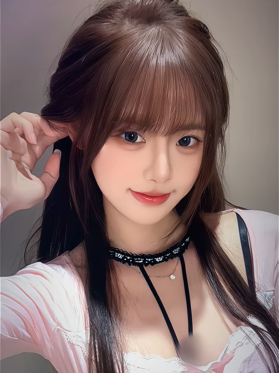 @𝘼𝙣𝙨𝙝𝙞