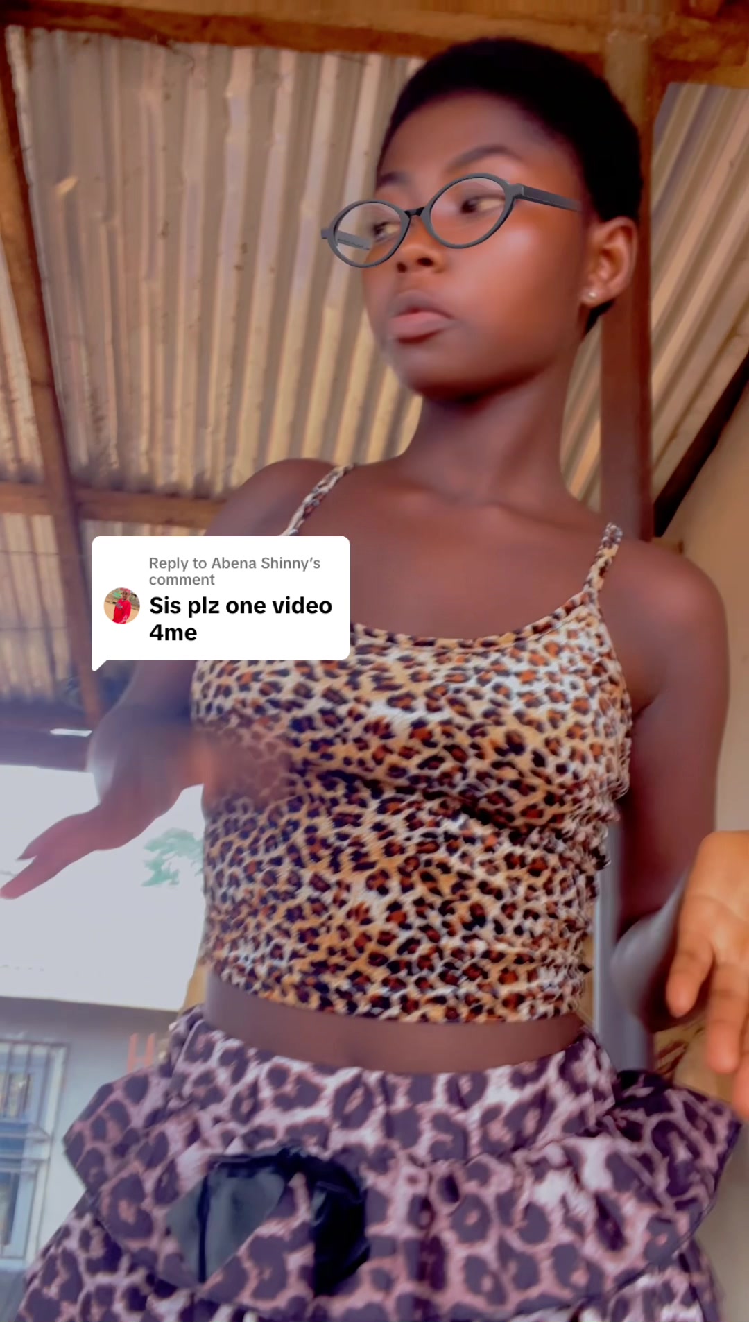 @Adwoa 🦋slim herself👌