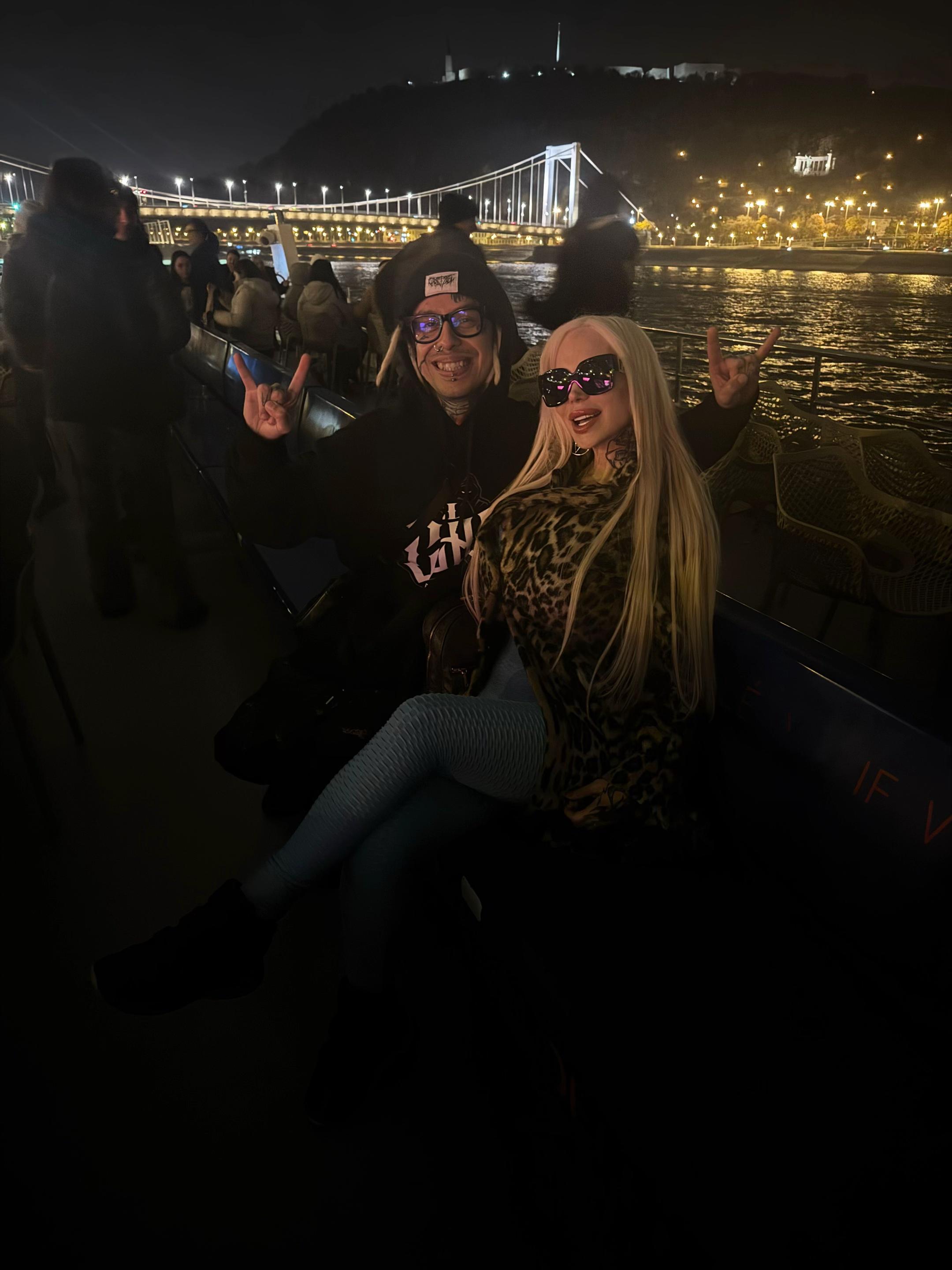 @Sabrina Sabrok