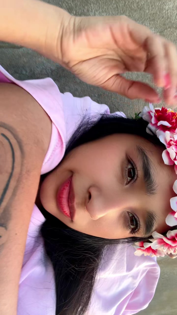 @🖤