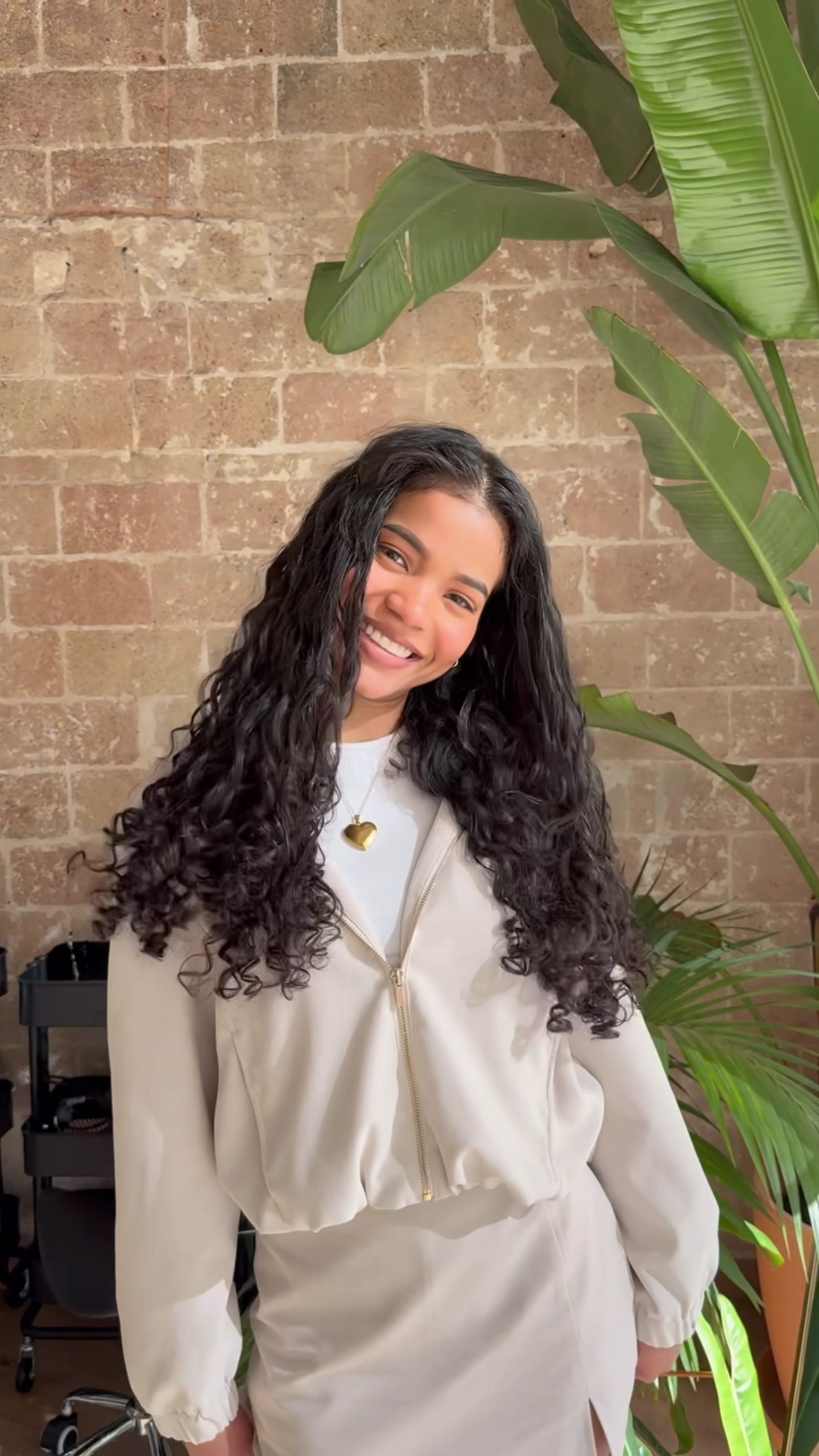 @Nika Curly