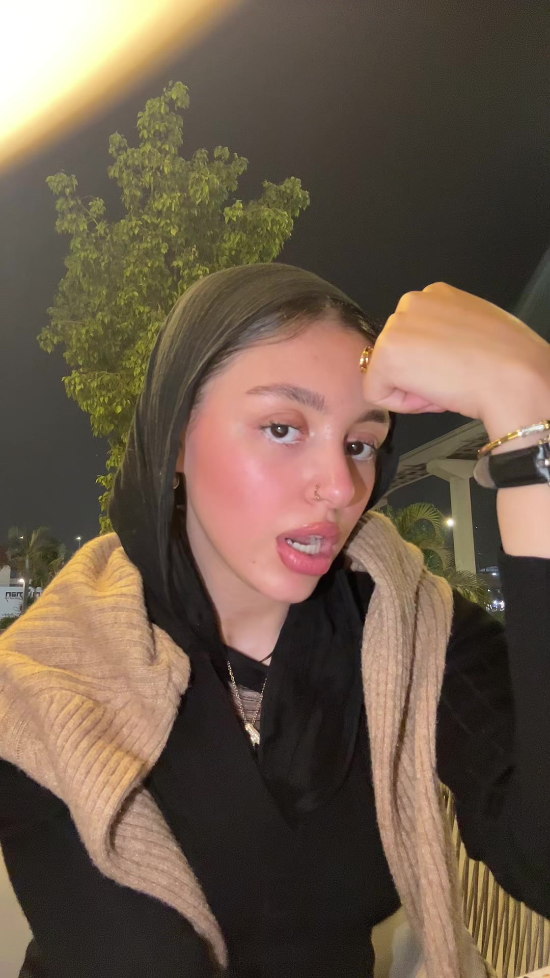 @Ro