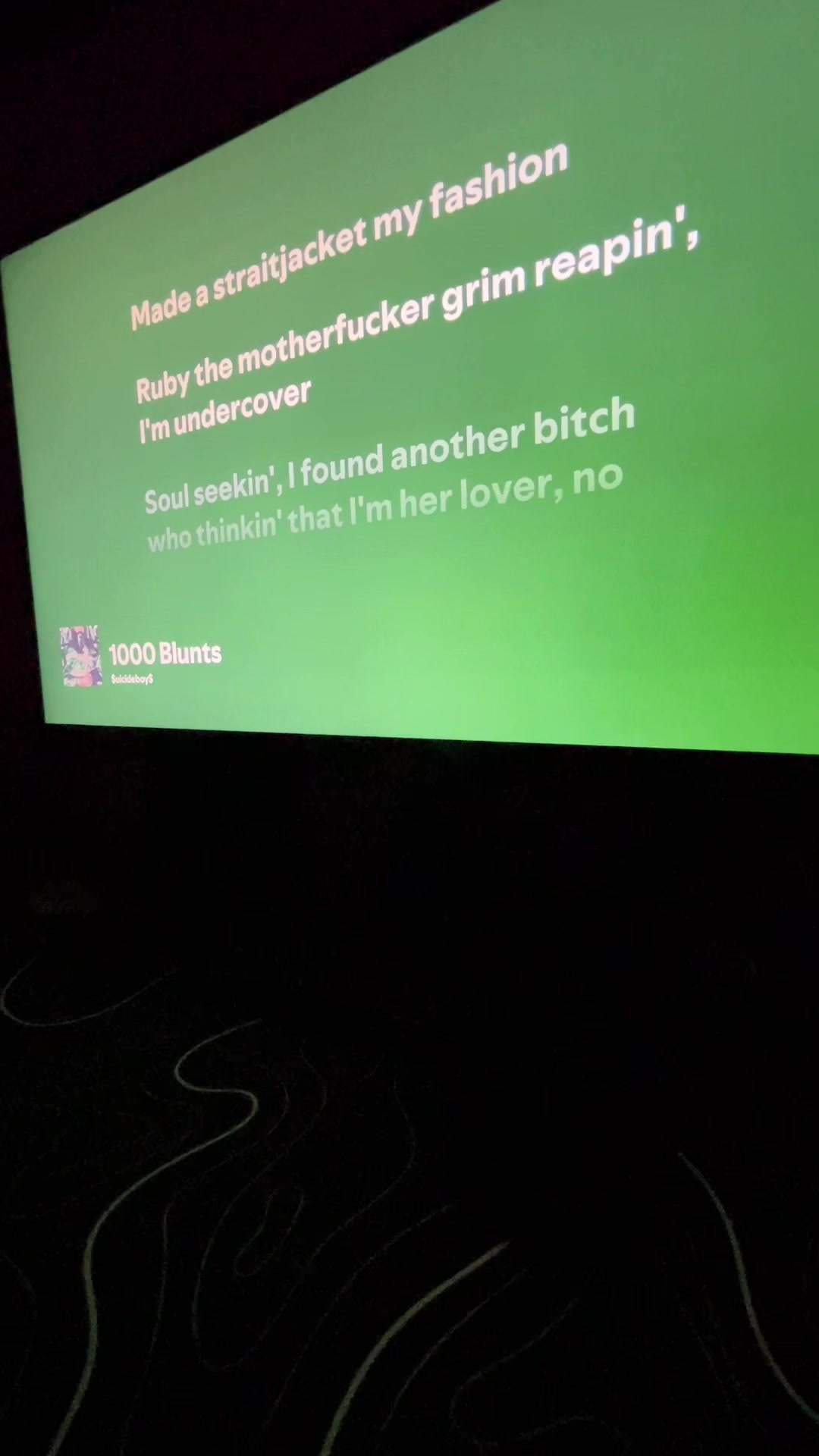 @️