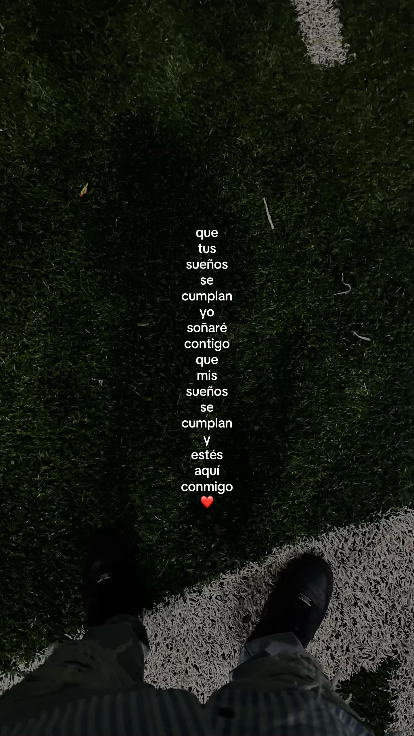 @𝐅