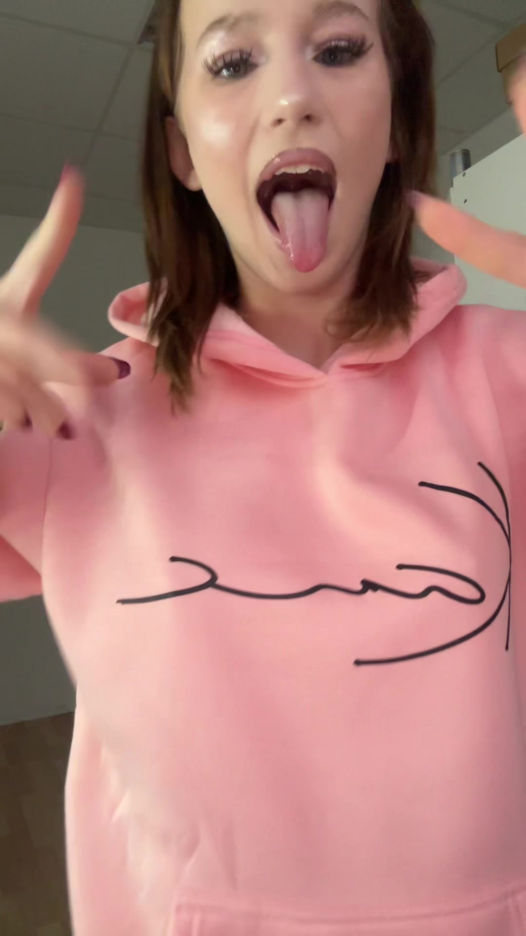 @diescrymiley_secret