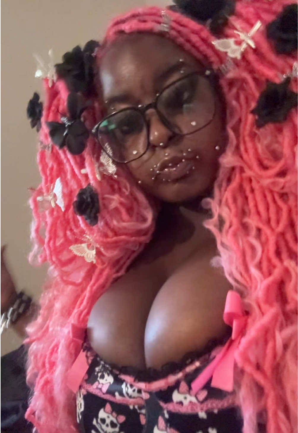 @pinkie