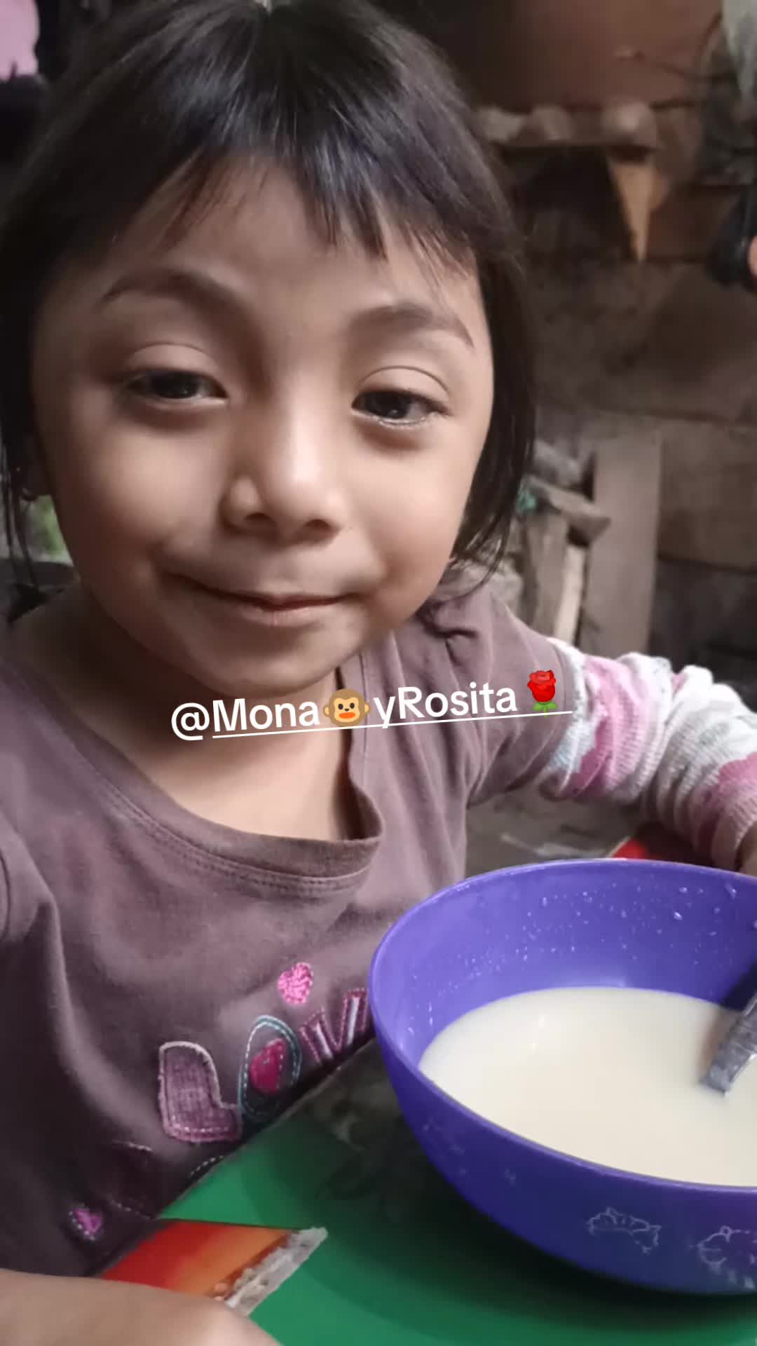 @Mam&aacute; de Mona🙉 y Rosita🌹
