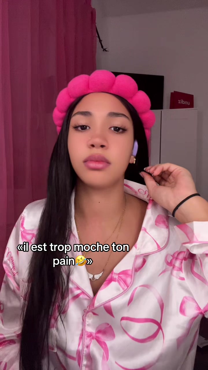 @🦦✨